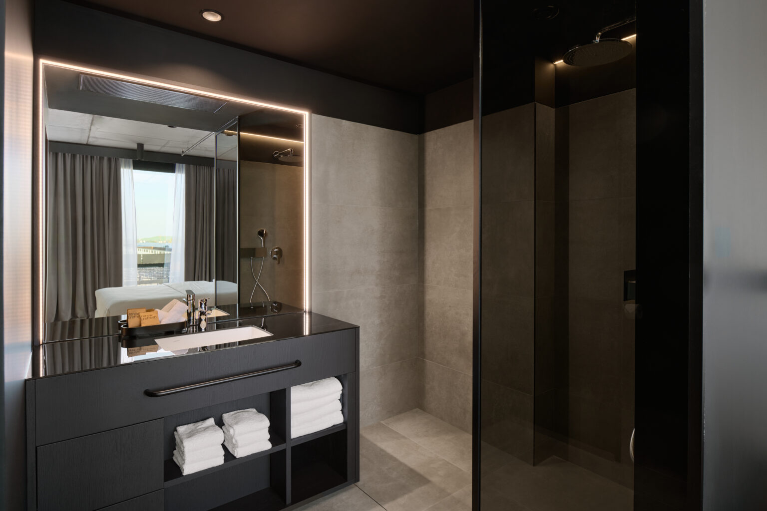 Superior Suite s king-size krevetom